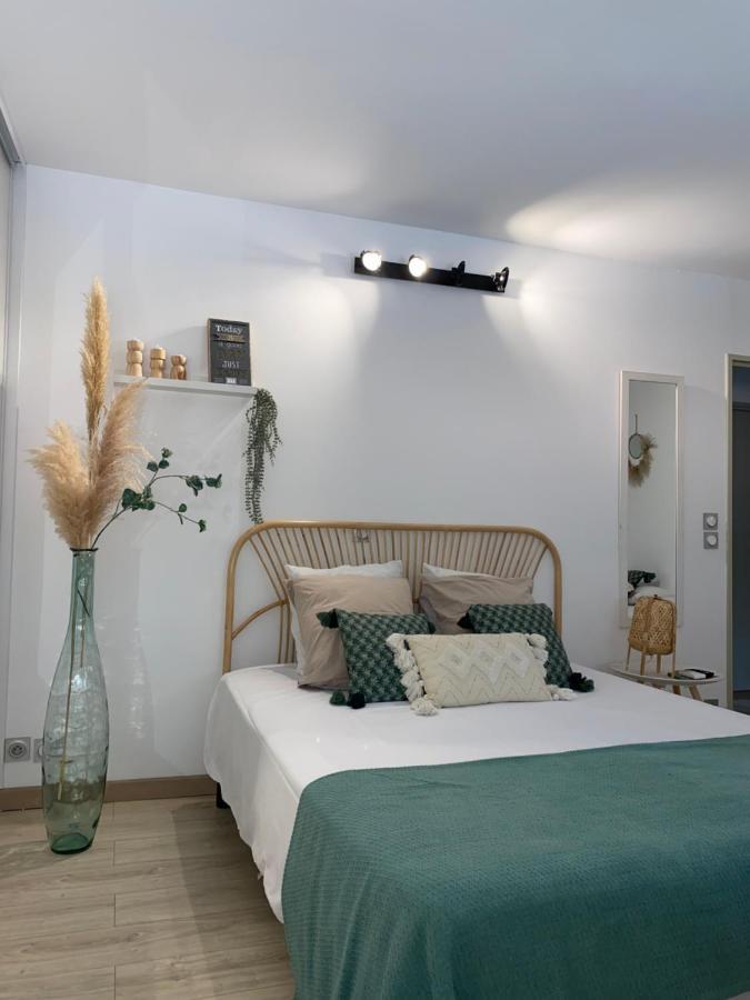 Logis Hotel La Feniere La Bouilladisse Ngoại thất bức ảnh