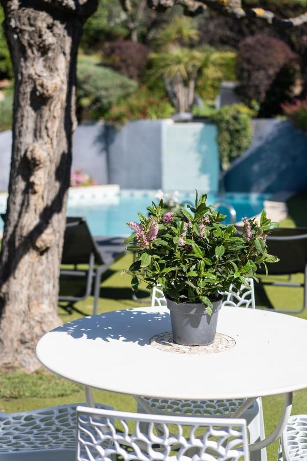 Logis Hotel La Feniere La Bouilladisse Ngoại thất bức ảnh
