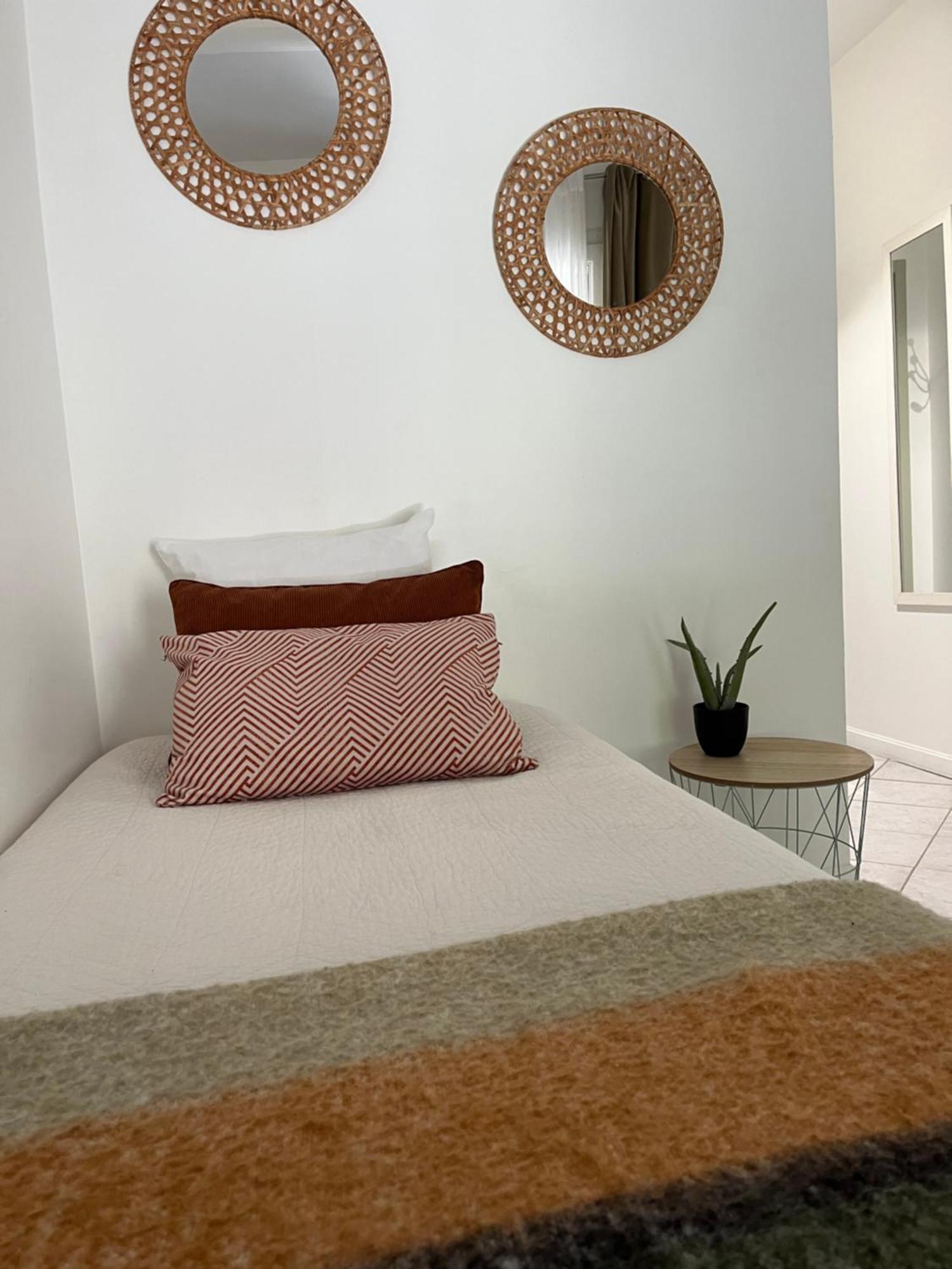 Logis Hotel La Feniere La Bouilladisse Ngoại thất bức ảnh