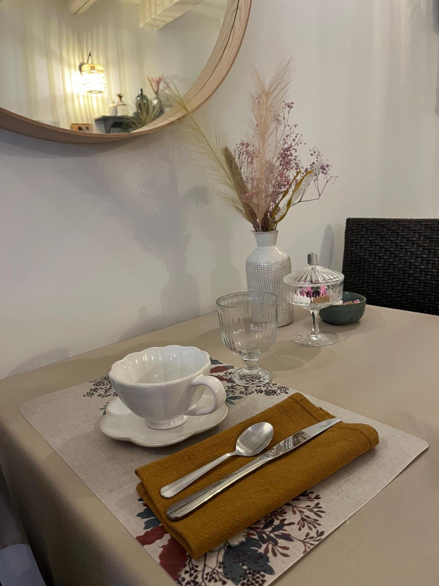 Logis Hotel La Feniere La Bouilladisse Ngoại thất bức ảnh
