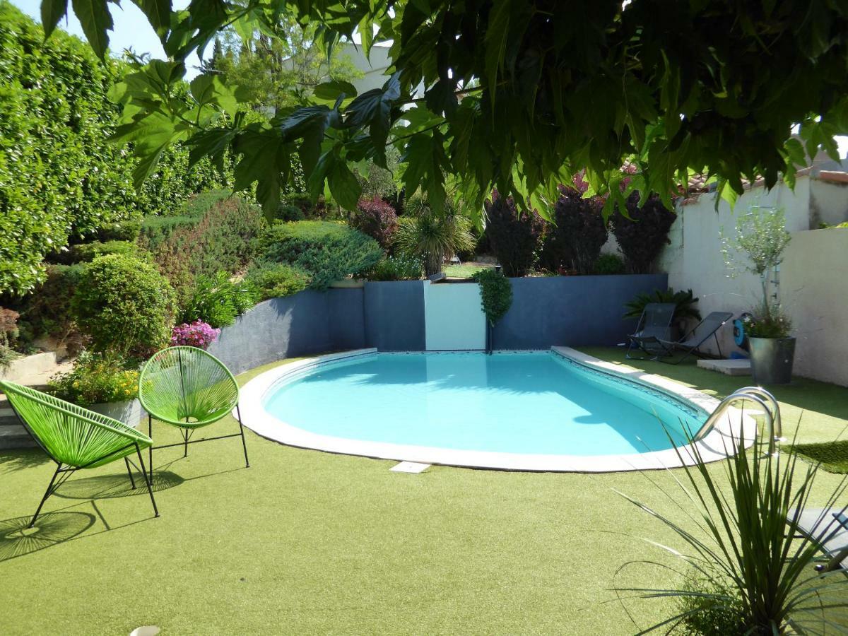 Logis Hotel La Feniere La Bouilladisse Ngoại thất bức ảnh